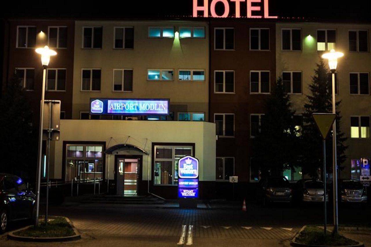 Nowy Dwór Mazowiecki Hotel Mazovia Airport Modlin מראה חיצוני תמונה